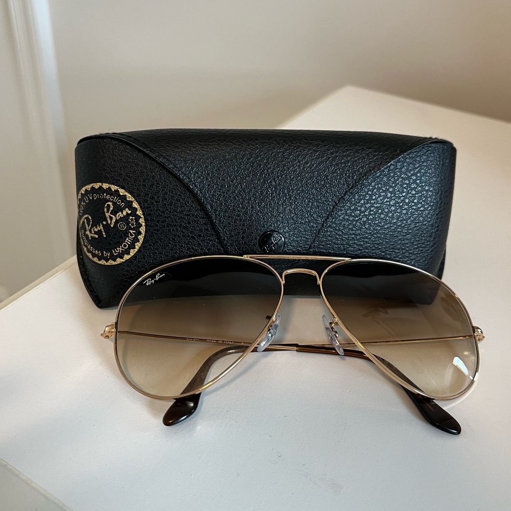 Ray-Ban Aviator Gradient Sunglasses